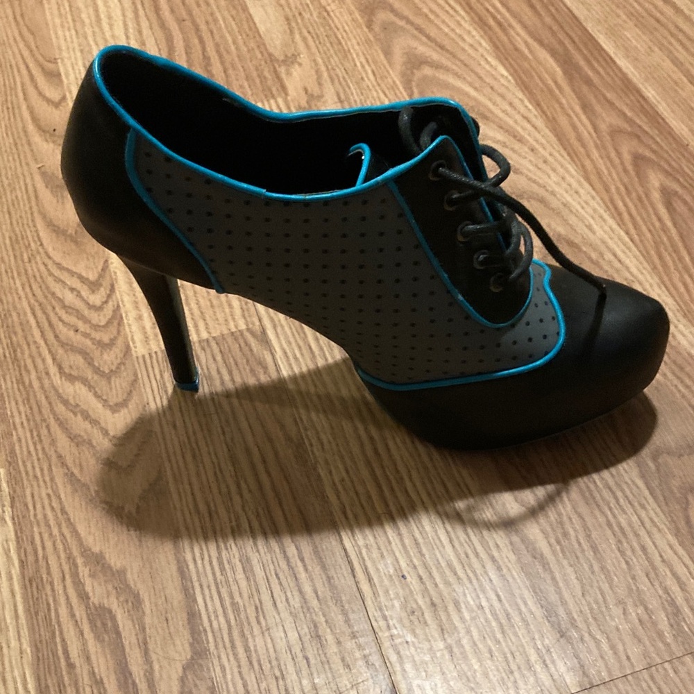 T.U.K Black and Gray Ankle Booties with Blue Trim